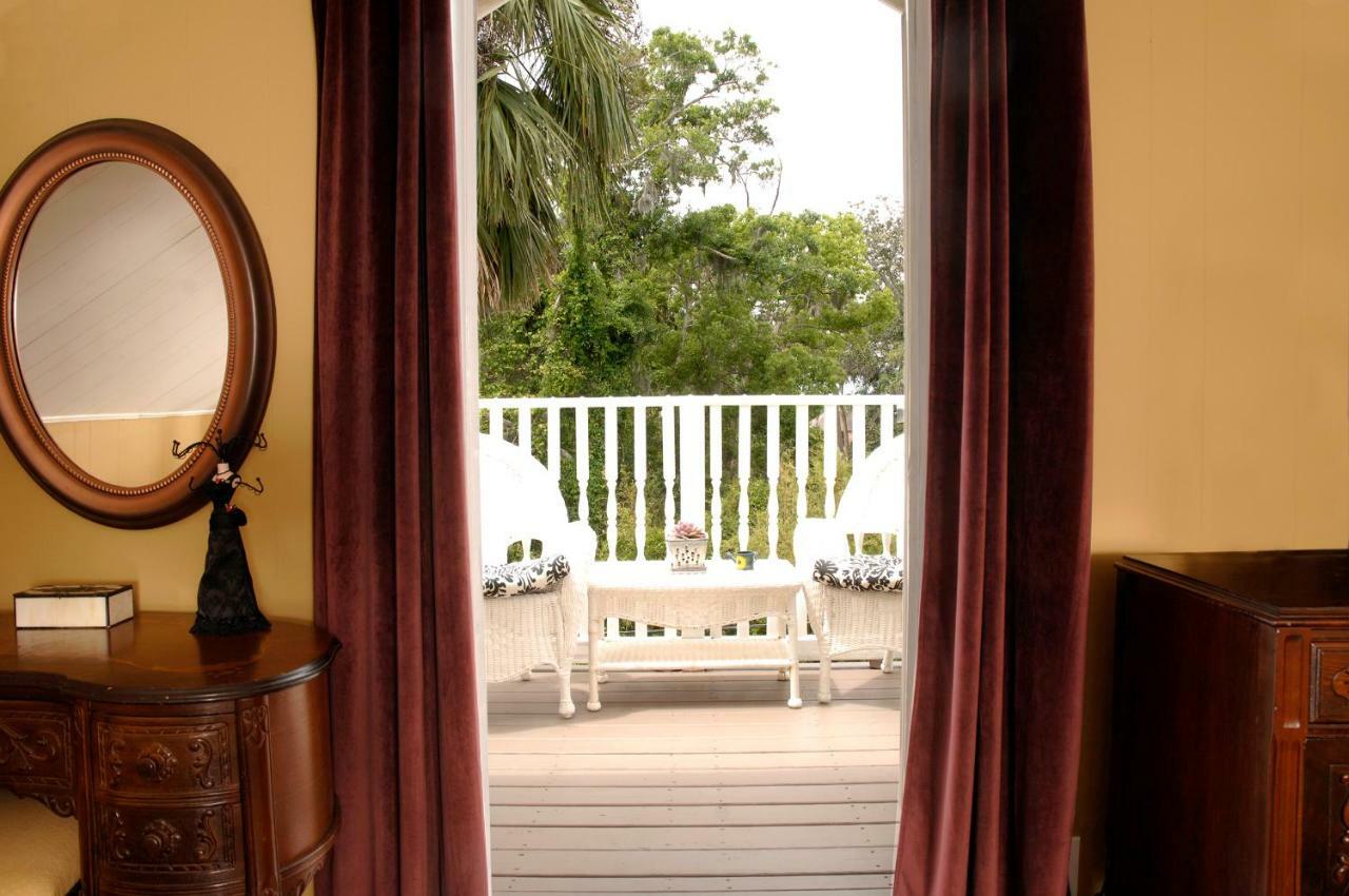 Victorian Luxury One Bedroom Apartment St. Augustine